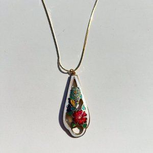 Vintage gold plated enamel white floral pendant necklace